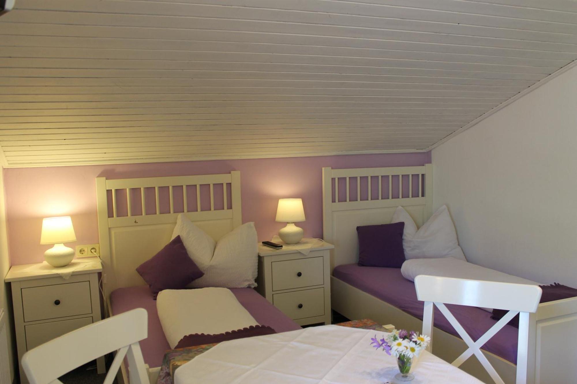 Haus Tirolerland Hotell Mayrhofen Rum bild